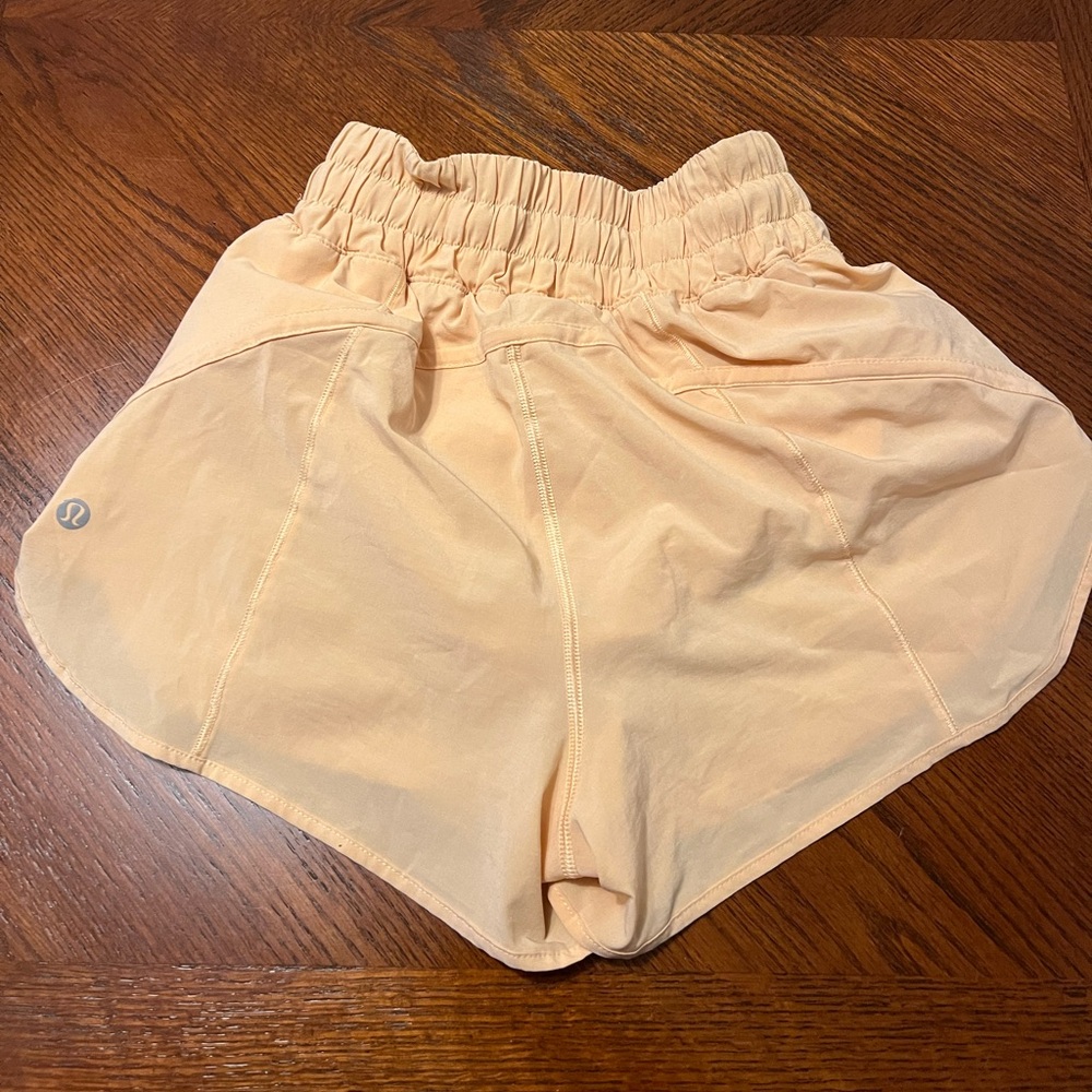 Lululemon High Rise Short - Picture 2 of 3